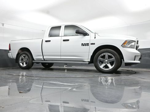 Used 2016 RAM 1500 Express AWD/4WD image 42