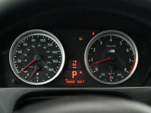 Used 2011 BMW X5 M image 47