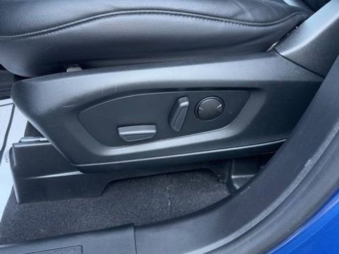 Used 2020 Ford Explorer XLT w/ Equipment Group 202A image 17