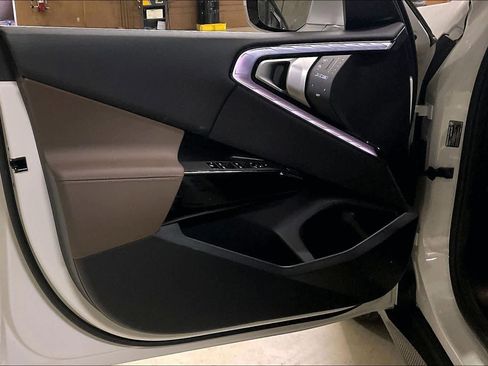 New 2026 BMW X3 xDrive30 w/ Premium Package image 10