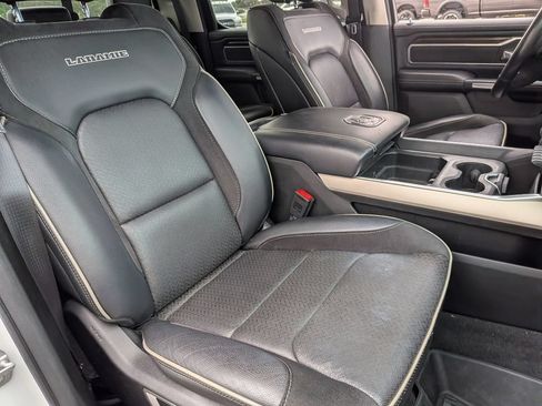 Used 2022 RAM 1500 Laramie AWD/4WD image 27