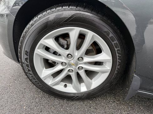 Used 2016 Chevrolet Malibu LT image 11