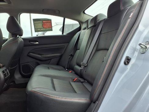 Certified 2024 Nissan Altima 2.0 SR FWD image 8