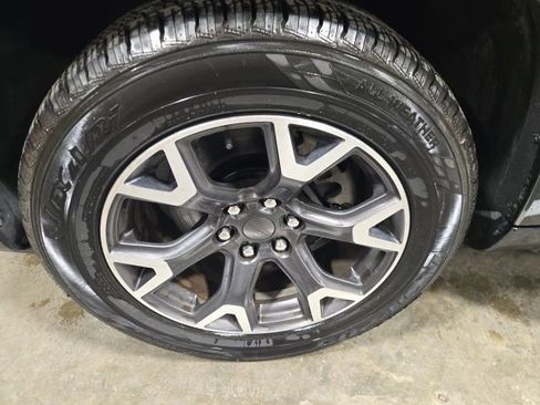 Used 2023 Jeep Wagoneer Series III w/ Preferred Equipment Group image 10