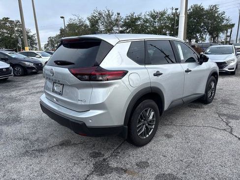 Certified 2025 Nissan Rogue S image 5