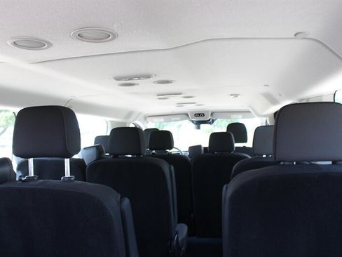 Used 2025 Ford Transit 350 XLT RWD image 10