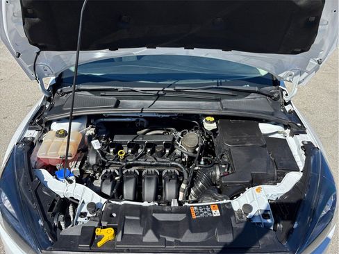 Used 2017 Ford Focus SE image 34