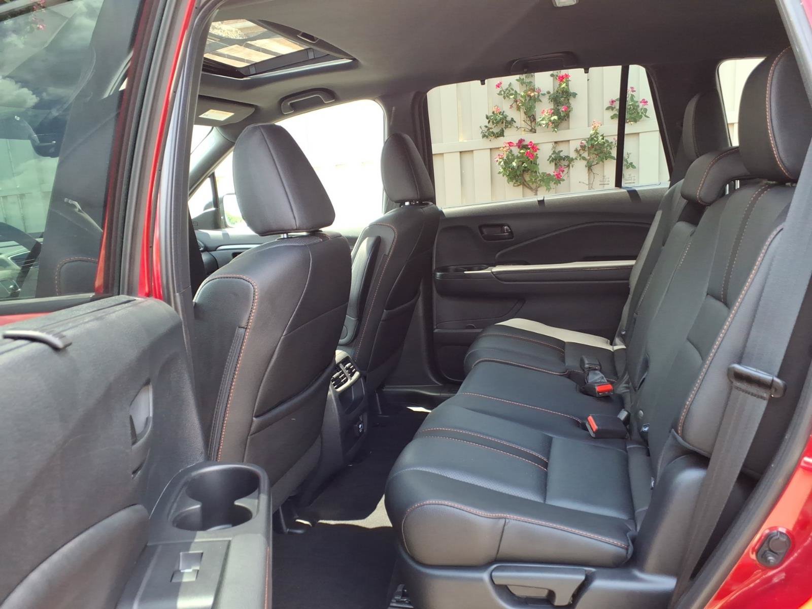 Used 2023 Honda Passport TrailSport image 15