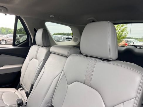 Used 2023 Honda Pilot Touring image 21