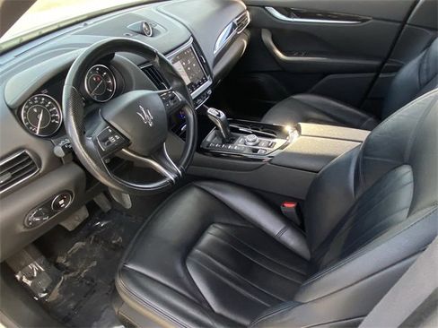 Used 2022 Maserati Levante GT image 5