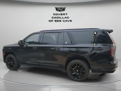 Certified 2022 Cadillac Escalade ESV Sport Platinum w/ LPO, ONYX Package image 6