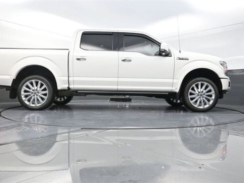 Used 2020 Ford F150 Limited image 24