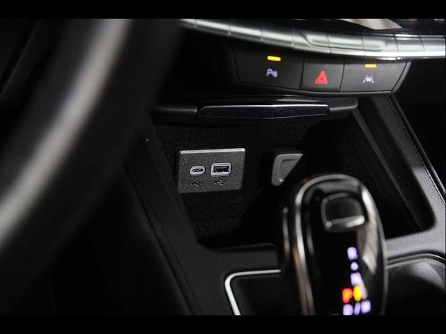 Certified 2024 Cadillac XT4 Premium Luxury AWD/4WD image 16