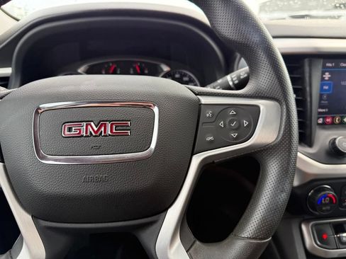 Used 2021 GMC Acadia SLE w/ Driver Convenience Package FWD image 24