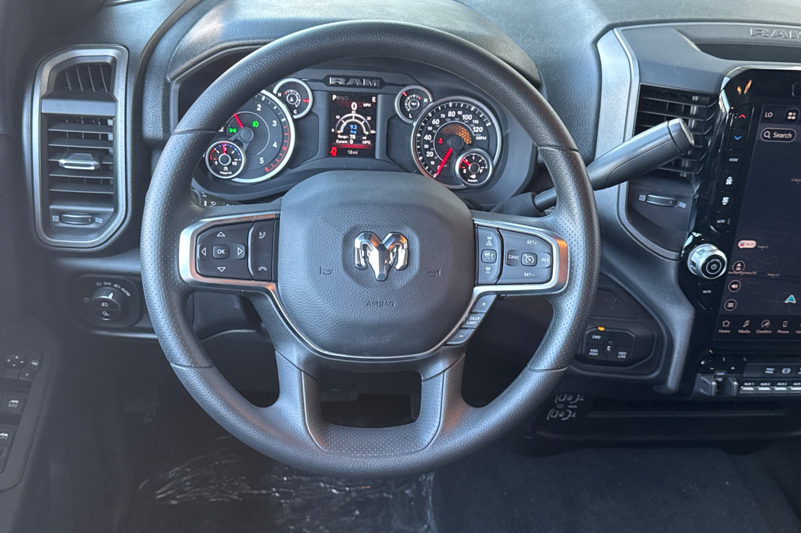 New 2026 RAM 3500 Tradesman AWD/4WD image 13