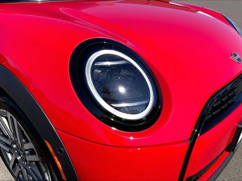 Certified 2025 MINI Cooper S image 28