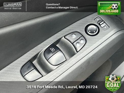Used 2024 Nissan Altima 2.5 SV AWD/4WD image 8