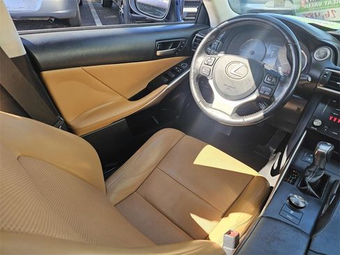 Used 2018 Lexus IS 300 w/ Comfort Package image 28