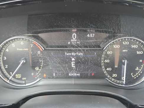 Used 2021 Cadillac XT5 Premium Luxury image 17