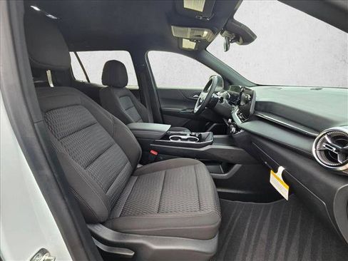 Used 2026 Chevrolet Equinox LT AWD/4WD image 21