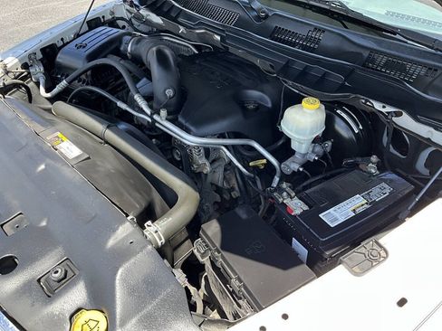 Used 2014 RAM 1500 Classic SLT w/ Remote Start & Security Group AWD/4WD image 31