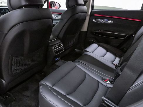 Certified 2026 Genesis GV70 2.5T AWD/4WD image 10