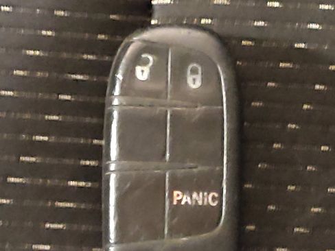 Used 2017 Dodge Journey Crossroad image 32