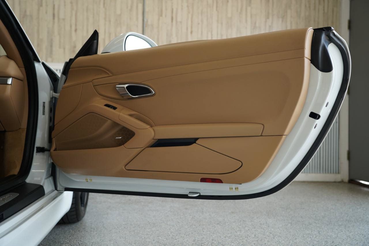 Used 2014 Porsche Cayman RWD image 31