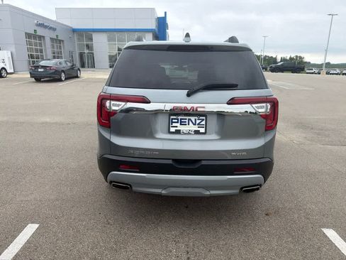 Used 2023 GMC Acadia SLE w/ Driver Convenience Package AWD/4WD image 4