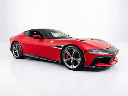 Used 2026 Ferrari 12Cilindri RWD image 3
