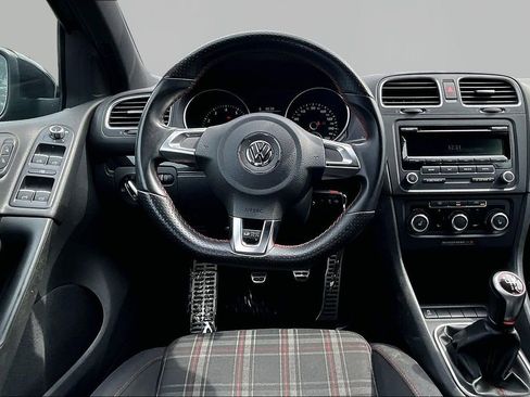 Used 2013 Volkswagen GTI 4-Door FWD image 8