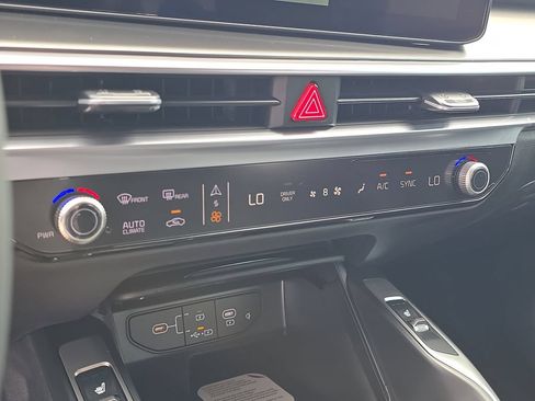 New 2026 Kia Sorento EX FWD image 26