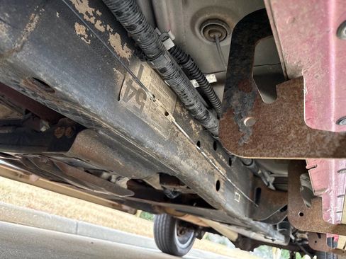 Used 2010 Chevrolet Silverado 1500 LT w/ Power Pack Plus image 9