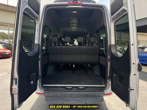 Used 2020 Mercedes-Benz Sprinter 2500 image 20