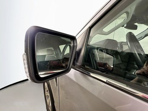 Used 2021 Ford F150 Lariat RWD image 39