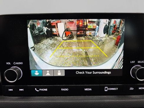 Used 2023 Honda Civic LX image 31