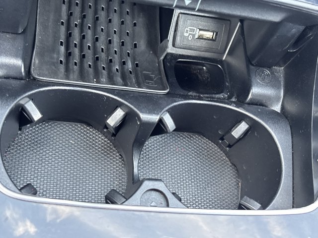 Used 2018 Mercedes-Benz E 400 4MATIC Cabriolet image 38