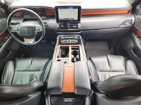 Used 2019 Lincoln Navigator Reserve AWD/4WD image 26