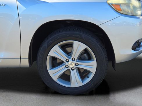 Used 2009 Toyota Highlander Sport image 3
