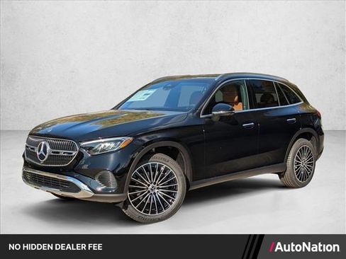 Used 2026 Mercedes-Benz GLC 300 image 1