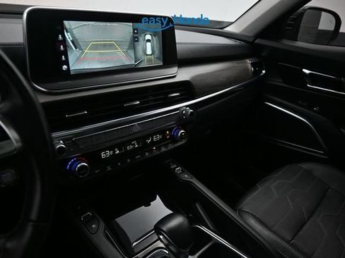 Used 2022 Kia Telluride SX w/ SX Prestige Package image 12