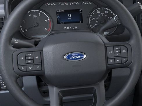 New 2025 Ford F550 4x4 Supercab Super Duty image 13