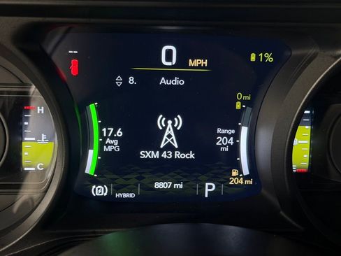 Used 2025 Jeep Wrangler Unlimited Sahara AWD/4WD image 17