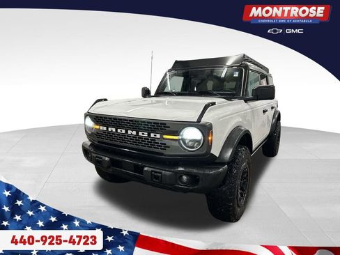 Used 2023 Ford Bronco Badlands image 1