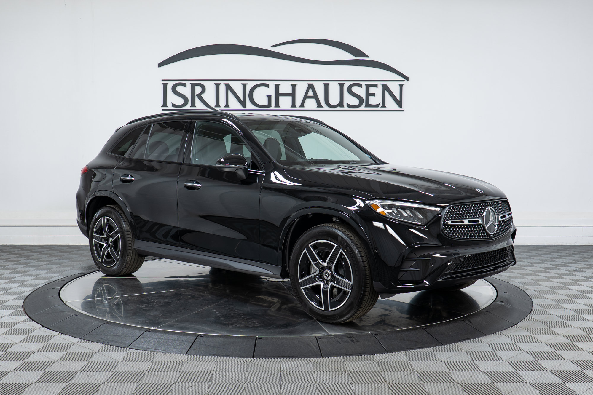 Used 2026 Mercedes-Benz GLC 300 4MATIC image 3