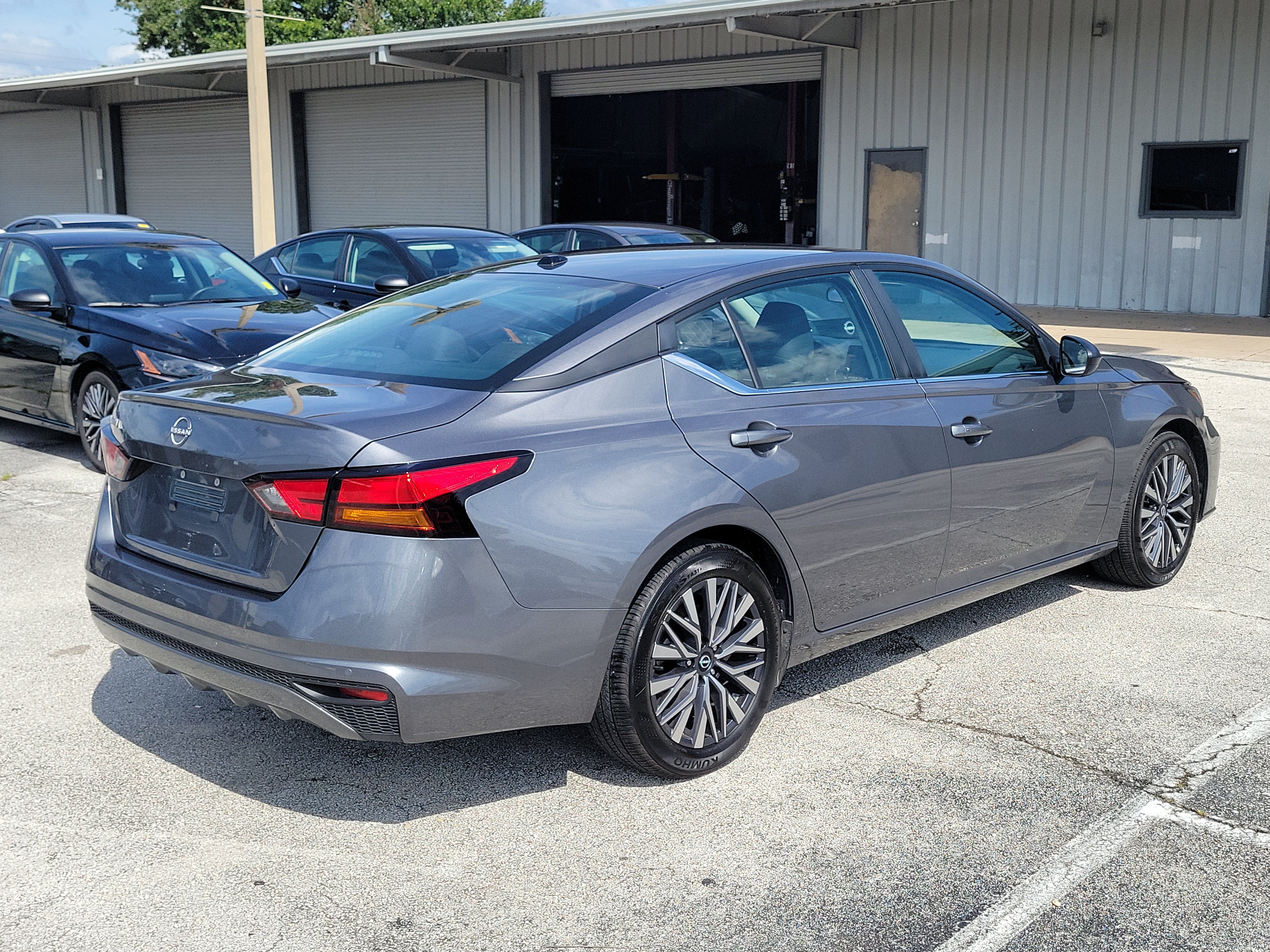 Certified 2026 Nissan Altima 2.5 SV FWD image 4
