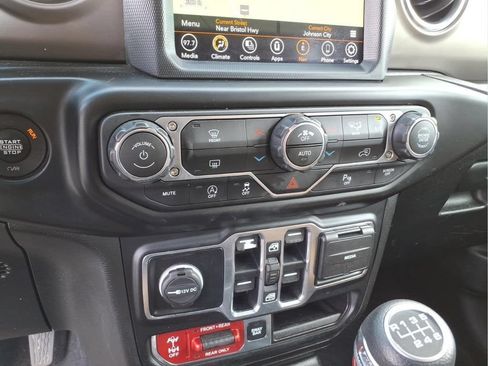 Used 2020 Jeep Wrangler Unlimited Rubicon AWD/4WD image 25