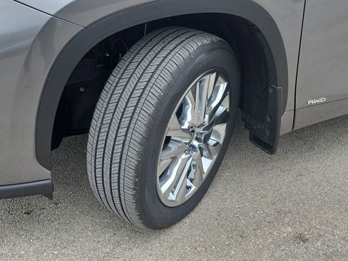 New 2026 Toyota Highlander Limited AWD/4WD image 34