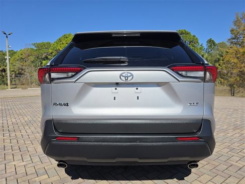 Certified 2024 Toyota RAV4 XLE Premium image 10