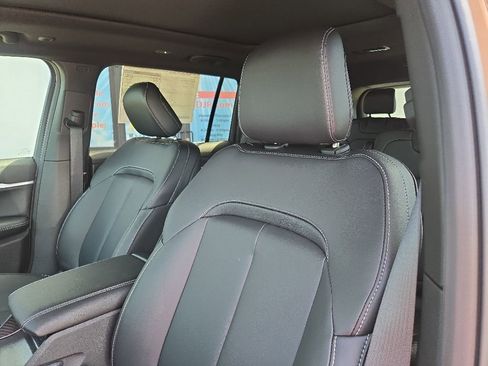 New 2026 Jeep Grand Cherokee L Limited w/ Limited Altitude Package AWD/4WD image 72